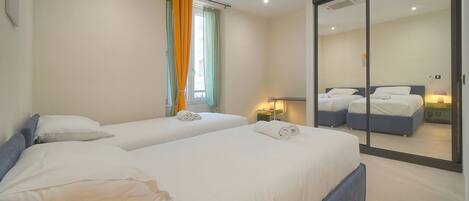2 chambres, fer et planche Ă repasser, Wi-Fi gratuit, draps fournis