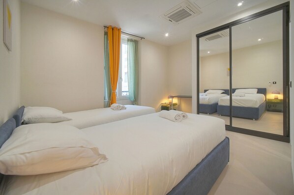 1 Schlafzimmer, Bügeleisen/Bügelbrett, Reisekinderbett, kostenloses WLAN