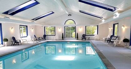 Okemo Ski in-Ski out @ Winterplace, 3 bdr, 2 ba Condo with Pool, Hot Tub, W/D