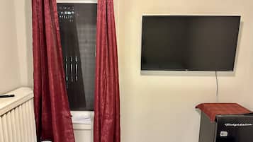 Economy Double Room | Individually furnished, desk, laptop workspace, free WiFi