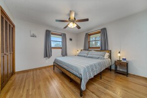5 bedrooms, iron/ironing board, travel cot, free WiFi