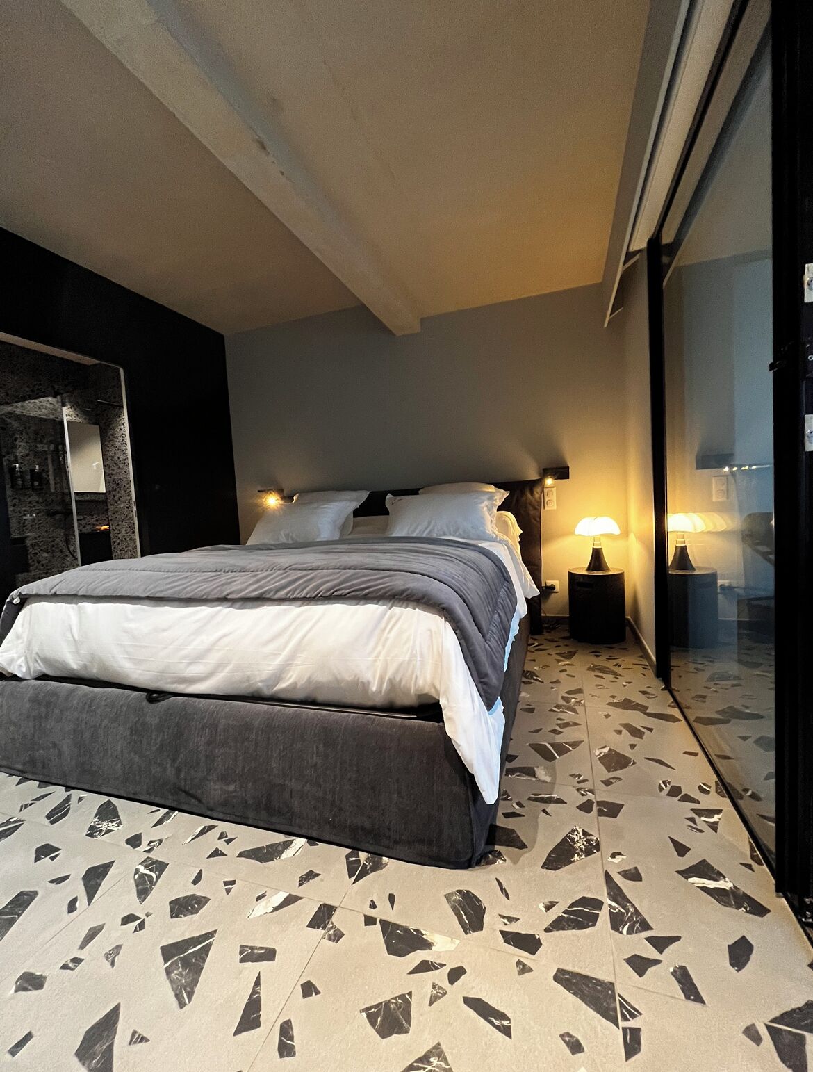 Superior-Zimmer, 1 King-Bett, Meerblick