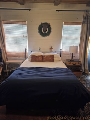 1 bedroom, desk, iron/ironing board, free WiFi - 1-bedroom apartment just 12 minutes drive to Nissan Stadium (Nashville)