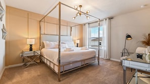 5 bedrooms, iron/ironing board, WiFi, bed sheets