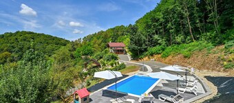 Cozy home in Martinkovec with WiFi