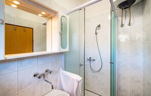 Shower - 2 bedroom gorgeous apartment in Nevidane (Nevidane)