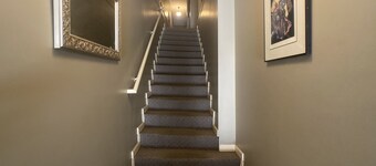 Convenient Downtown Location!