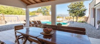 Amazing home in Kula Norinska with WiFi