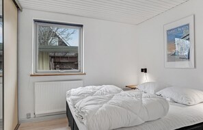 3 sovrum, strykjärn/strykbräda, resesäng och gratis wi-fi