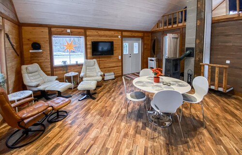 Nice home in Kåphult with kitchen