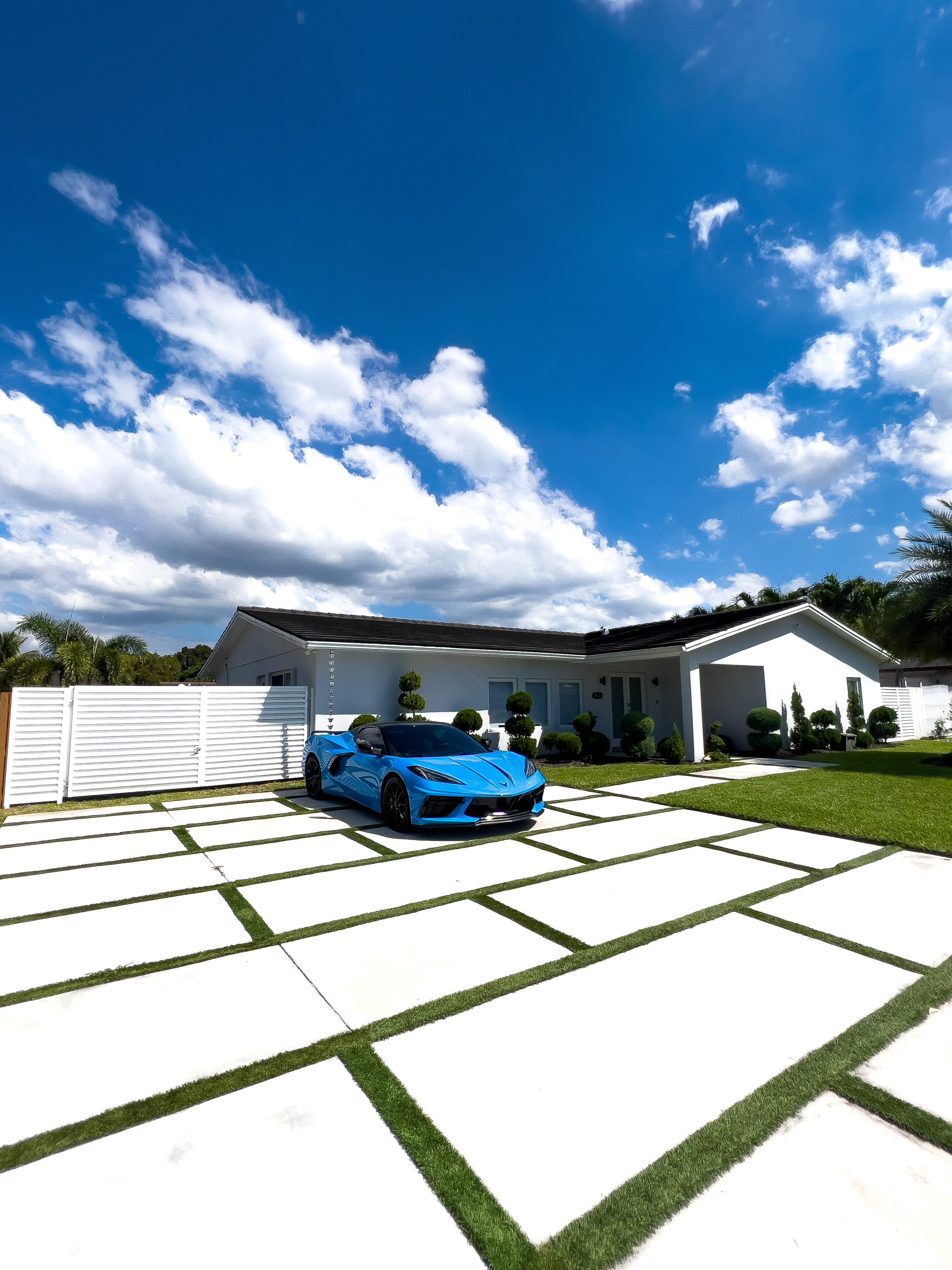 One Of A Kind Luxury Smart Home - Beachclub Style Pool/BBQ/Spa