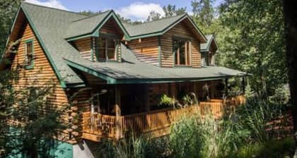 Lake Wallenpaupack Heaven's Haven hottub beach rights