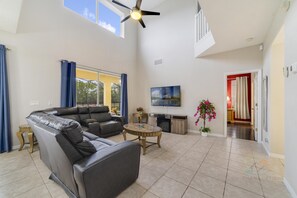 Televisión, videoteca y estéreo 