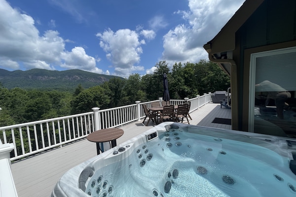 Tina de hidromasaje al aire libre