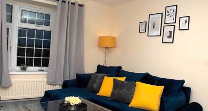 Harmony's Home 3 bed in West Bromwich