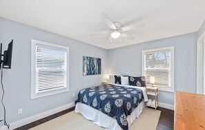 3 chambres, fer et planche à repasser, lit parapluie, Wi-Fi gratuit