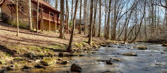 Creekside comfort with a firepit and more! - Cozy Creek Cabin