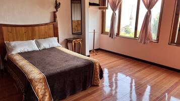 Kamar Standar | 1 kamar tidur dan dilengkapi dengan perabotan berbeda-beda