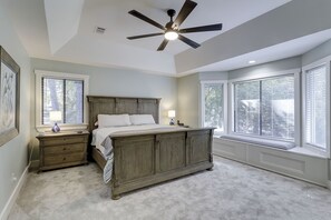 3 soverom, reiseseng for barn, wi-fi og sengetøy