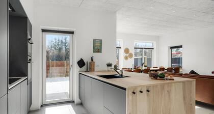 Schönes Haus in Blokhus mit Sauna