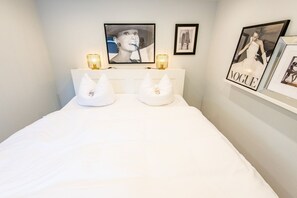 3 soverom, strykejern/-brett, wi-fi og sengetøy