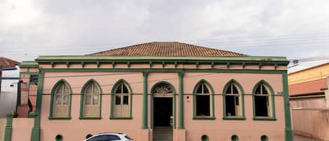 Fachada da propriedade