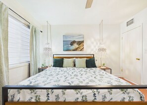 2 bedrooms, desk, iron/ironing board, travel cot