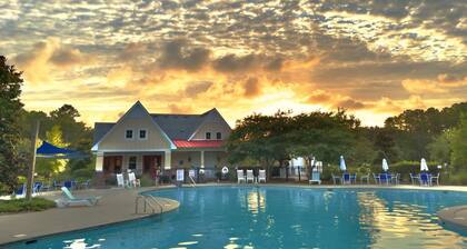 Sugar Shack - Rustic charm meets modern amenities!