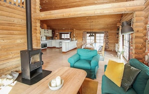 TV, fireplace - 3 bedroom stunning home in Samsø (Samsø)