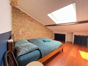 1 bedroom, iron/ironing board, free WiFi, bed sheets