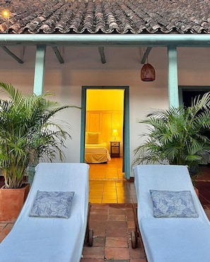 Deluxe Room | 1 bedroom, free WiFi