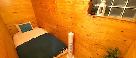 5 chambres, bureau, fer et planche Ă repasser, accĂšs au Wi-Fi (inclus)