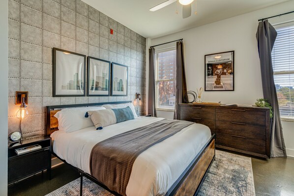 1 bedroom, iron/ironing board, travel crib, free WiFi - Lofts At 30th - Urban Lounge - Minutes To Broadway (Nashville)