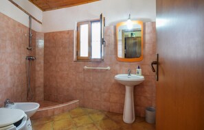 Een douche, een haardroger