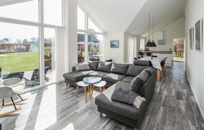 TV - 3 bedroom gorgeous home in Samsø (Samsø)