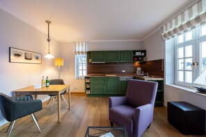 Imagen sin descripción, 5 de 27, botón