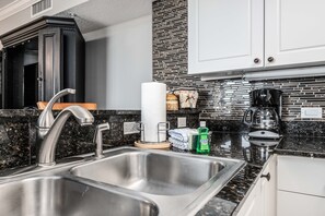 Fridge, microwave, oven, stovetop - Dune Pointe #102 | Pool! by Salt Water Vacations (Fort Walton Beach)