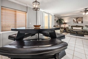 Dining - Dune Pointe 102 * July Early Booking Discounts (Fort Walton Beach)