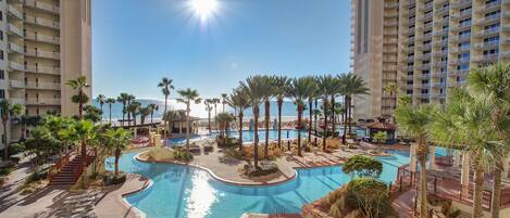 屋内プール、温水プール