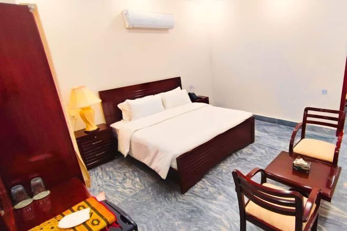 Soundproofing, iron/ironing board (on request), WiFi (free)
