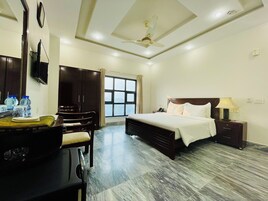 Quarto casal luxo | Individualmente mobiliados, quartos à prova de som