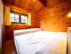 2 Schlafzimmer, Schreibtisch, kostenloses Internet