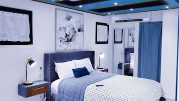 1 slaapkamer, een bureau, een strijkplank/strijkijzer, gratis wifi