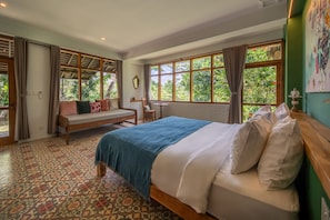 6 bedrooms, in-room safe, iron/ironing board, free WiFi
