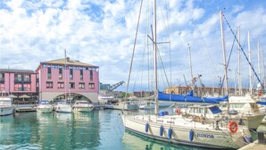 Marina - Amazing apartment in Genova with WiFi (Genova)
