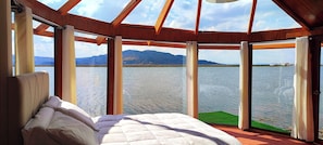 Deluxe Cabin, Non Smoking, Lake View | Individually decorated, bed sheets - Titicaca Atrion (Puno)