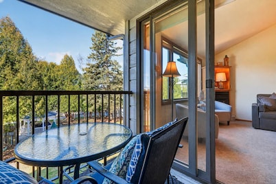 Ephraim Condo | Walk to Water, Wilson's and Shops