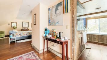 1 chambre, fer et planche Ă repasser, Wi-Fi gratuit, draps fournis