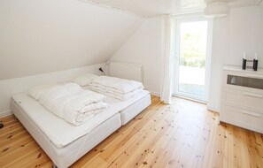 3 Schlafzimmer, Reisekinderbett, kostenloses WLAN