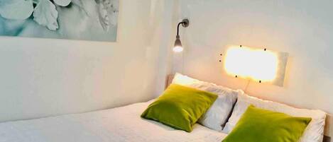 2 室のベッドルーム、WiFi